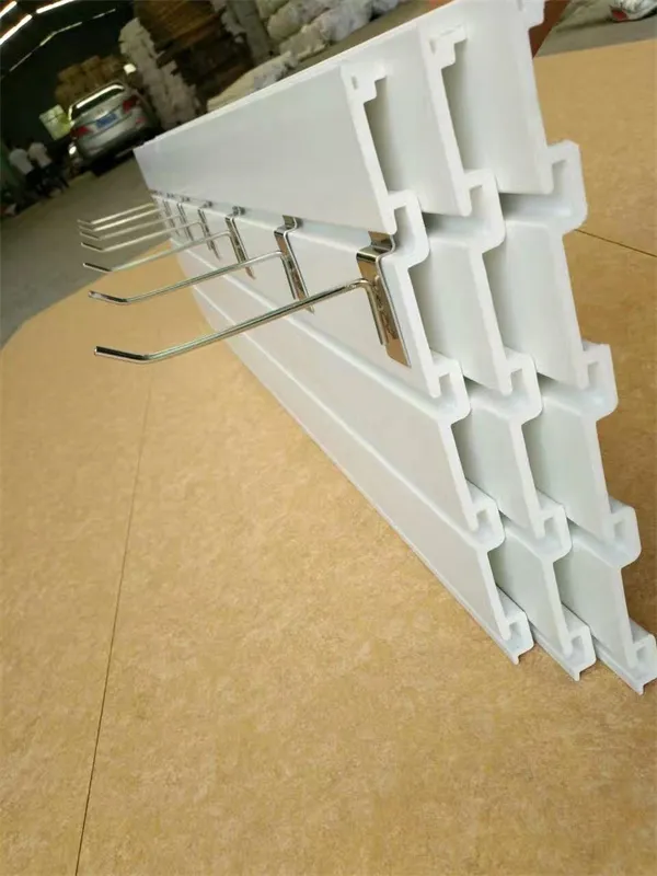 ПВХ-слотовая доска